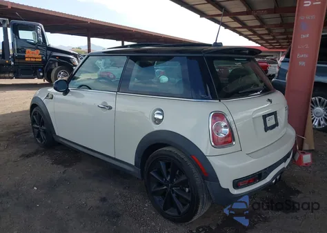 2013 Mini Hardtop Cooper S from USA, damaged, VIN WMWSV3C54DT395031
